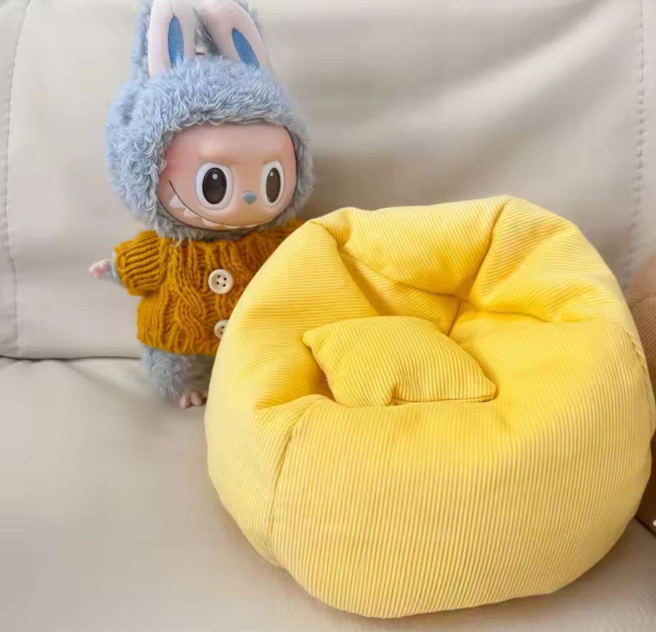 THE COSY CUTE SOFA